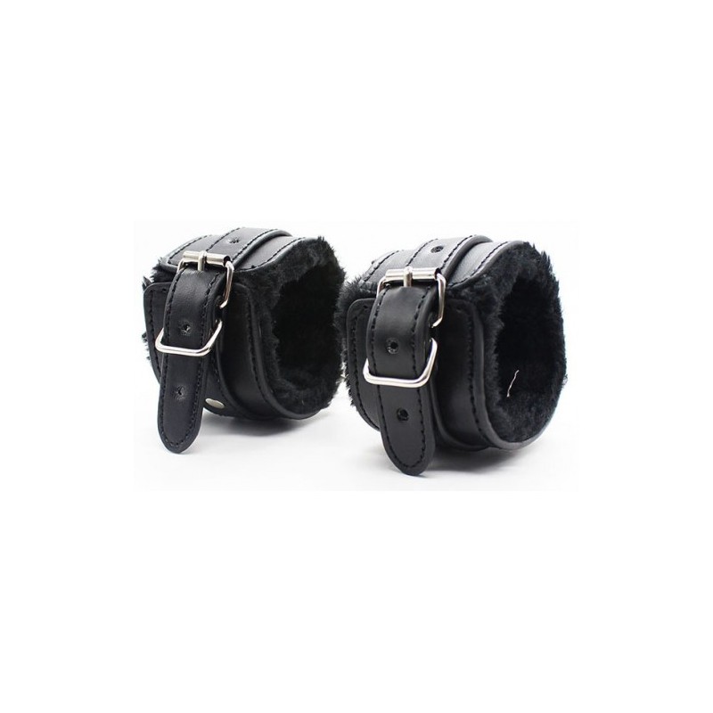 Ολοκληρωμένο Σετ 10 ερωτικά αξεσουάρ Naughty Toys