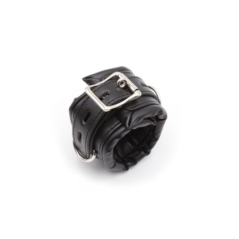 Μεταλλική μπάρα με δερμάτινα δεσμά περιορισμού του λαιμού και των χεριών