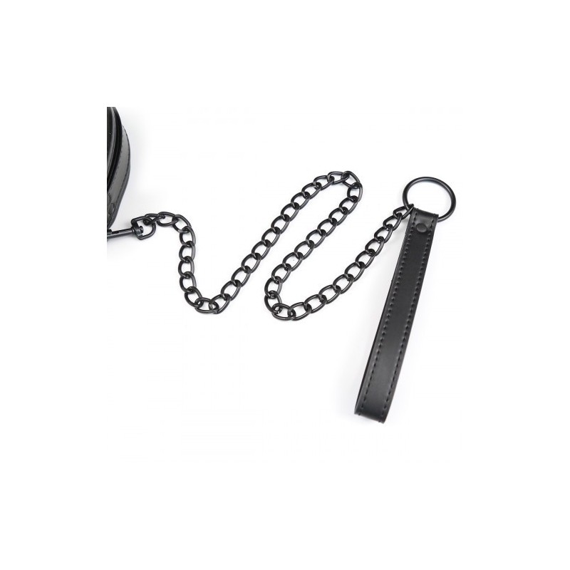 Μαύρο Κολάρο λαιμού με αποσπώμενο μαύρο μεταλλικό λουρί Naughty Toys