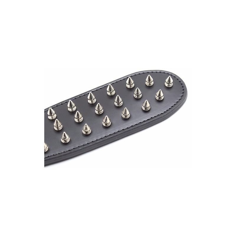 Δερμάτινο Φετιχιστικό Μαστίγιο Παντόφλα με Καρφάκια
